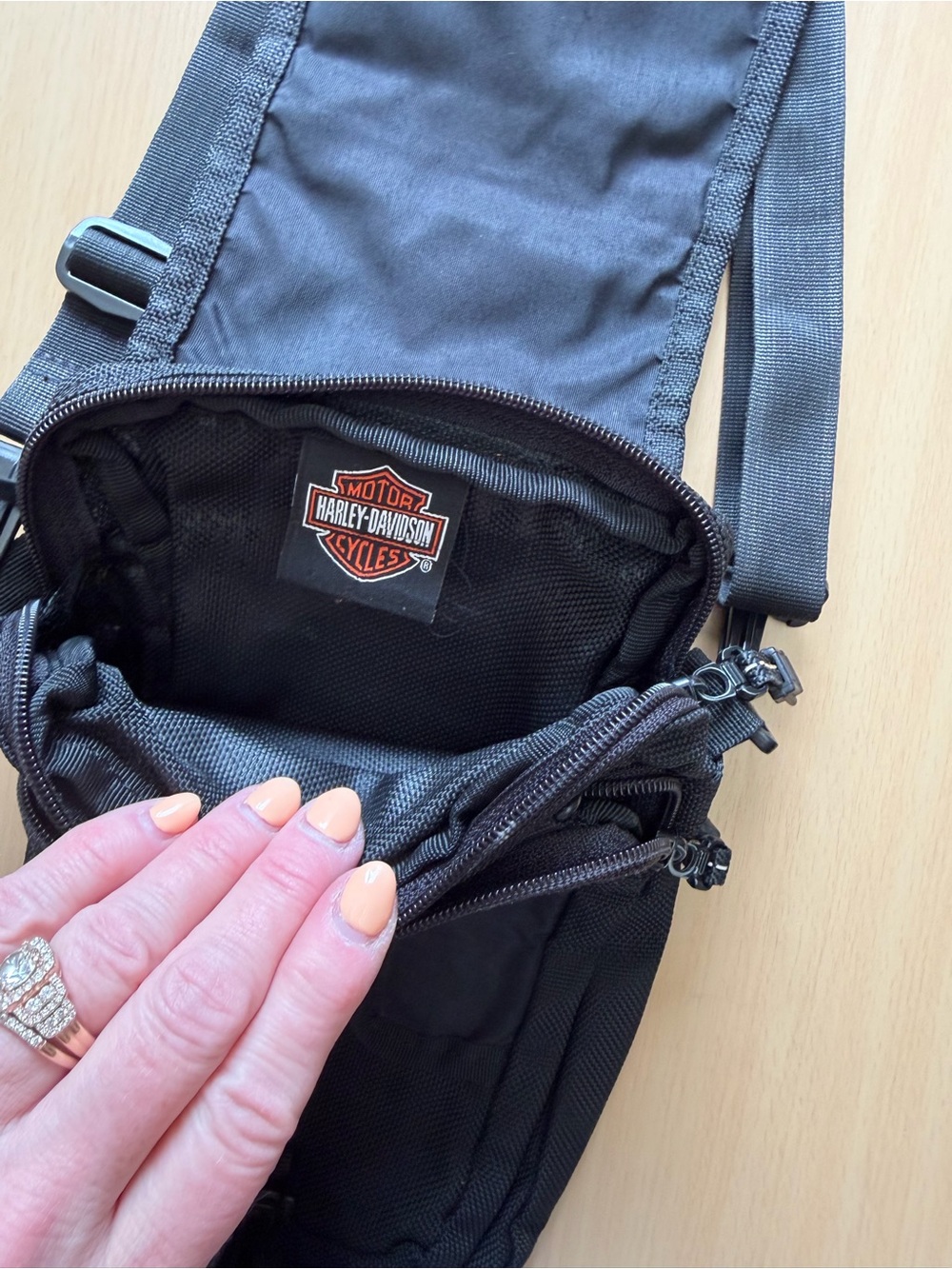 Harley-Davidson Black Nylon Crossbody Messenger Bag with Silver Logo